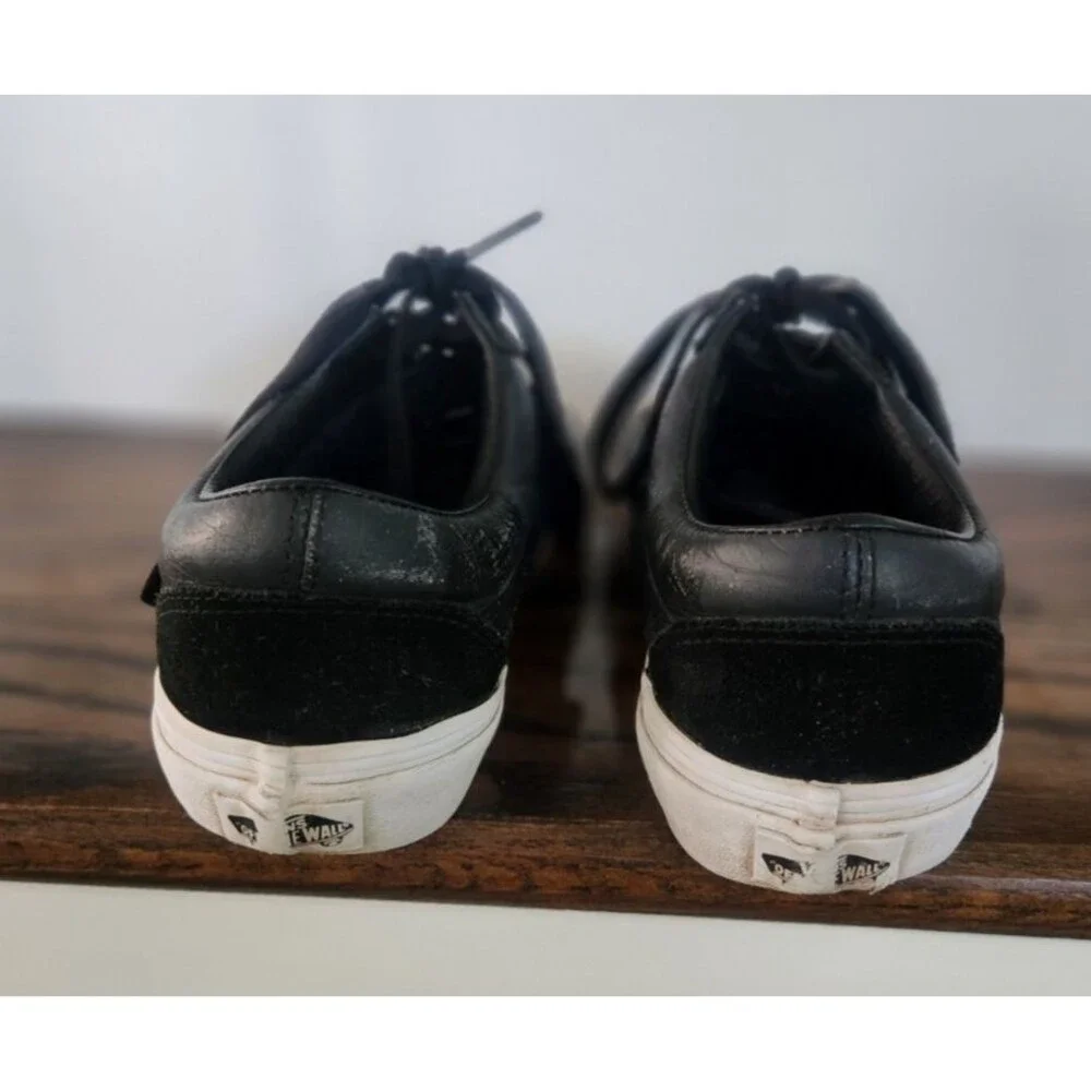 VANS size leather